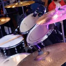 Индивидуальный мастер класс по игре на барабанах