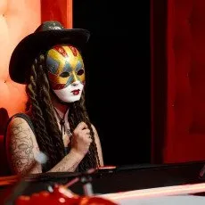 Игра Мафия с падающими стульями