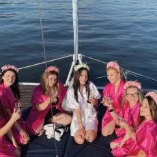 Девичник на парусной яхте