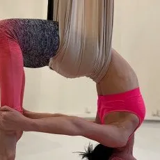 Занятия на гамаках (аэро-тренировки)