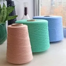 Занятия по вязанию на вязальной машине