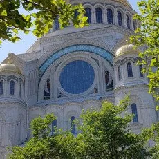 Экскурсия в Кронштадт с морской прогулкой по фортам