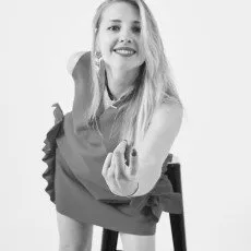 Разбор гардероба со стилистом и фотосессией