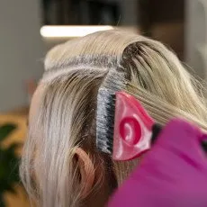 Окрашивание волос в один тон 