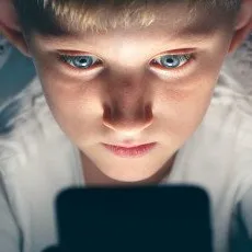 Как снизить влияние гаджетов в жизни ребенка