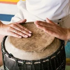 Урок игры на джембе