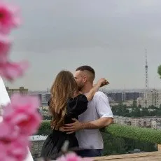 Романтическое свидание на крыше с живой музыкой