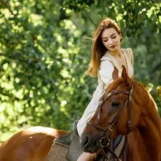 Конная прогулка по царскому парку