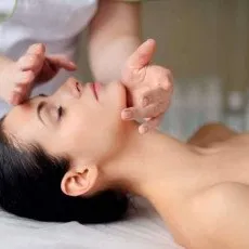 Лифтинг массаж лица