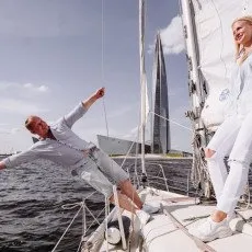 Романтическая прогулка на парусной яхте