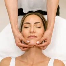 Массаж лица Фейспластика