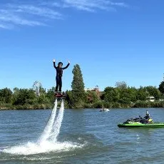 Полет на флайборде