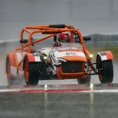 За рулем гоночного болида