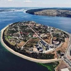 Экскурсия в Свияжск на скоростном катере без гида