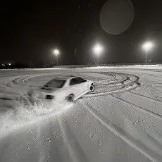 Зимний дрифт на авто