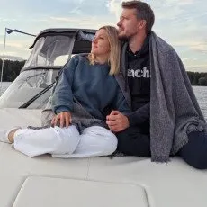 Прогулка на яхте для влюбленных