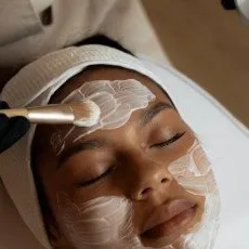 Профессиональный массаж лица