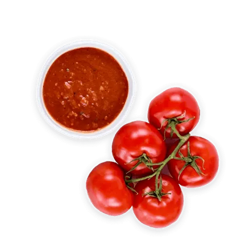 Помидоры и соус на белом фоне, идеальное сочетание для готовки и сервировки блюд