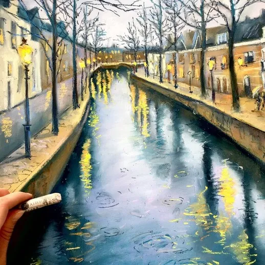 Рисование вечернего пейзажа с рекой и отражением огней в городе