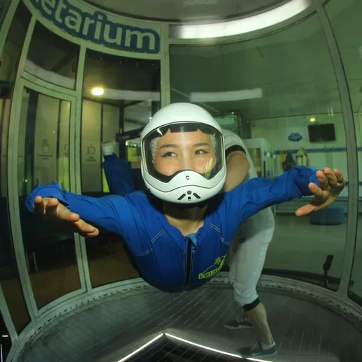 Опыт свободного падения в аэротрубе в специализированном центре для парашютистов