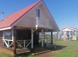 Дом в глэмпинг парке КосмоСфера