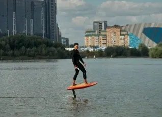 Обучение на электро-гидрофойле Efoil