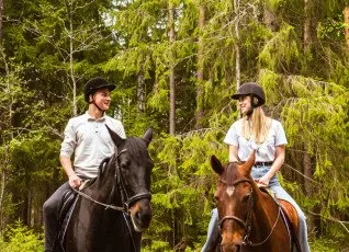 Конная прогулка