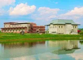 Отдых в спа отеле «Шри-Ланка» в парке-музее Этномир