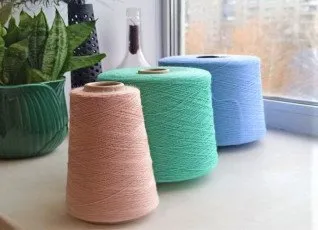 Занятия по вязанию на вязальной машине