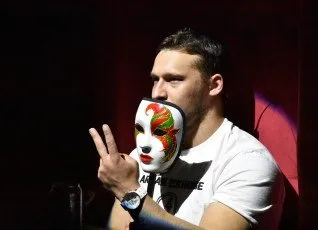 Игра Мафия с падающими стульями 