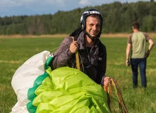 Полет на параплане Первый сам