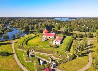 Тур Карельский колорит Рускеала долина водопадов хаски и лисы