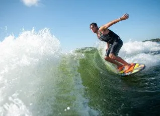 Урок по вейкбордингу или вейскерфингу