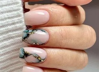 Маникюр с покрытием гель лак