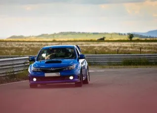 Начало в автоспорте на спортивном автомобиле 