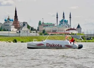 ​Речная прогулка по Казани на моторной яхте