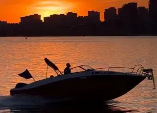 Речная прогулка по Вечерней Казани на скоростном катере