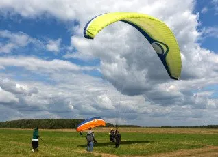Полет на параплане День в школе