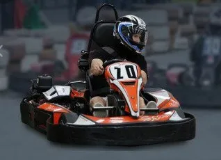 Электро картинг на крытой трассе 