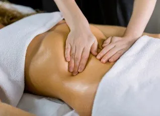 Классический массаж тела