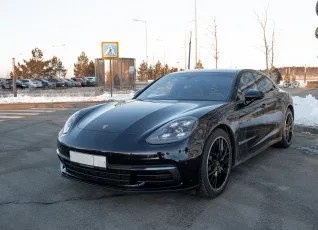 Прокат cпорткара Porsche Panamera 4S