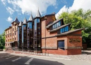 Гостинично-ресторанный комплекс "Клуб Отель Корона"