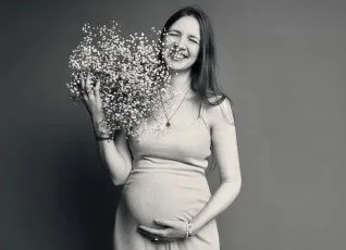Авторская студийная фотосессия для беременных