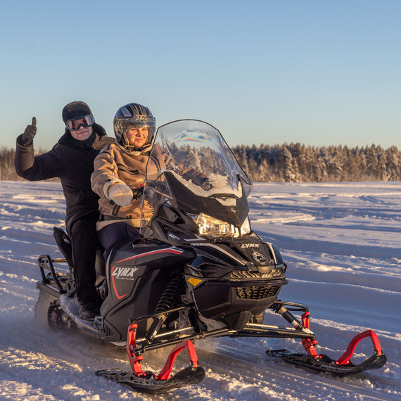 Зимний экстрим - катание на мощном канадском снегоходе - изображение 3