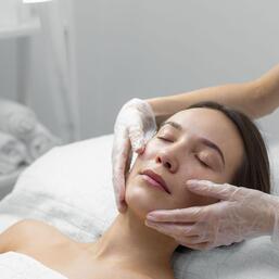 Массаж лица 40 минут в студии красоты City Nails