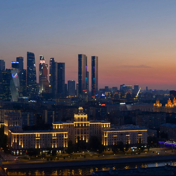 Романтическое свидание на крыше. Фото 14
