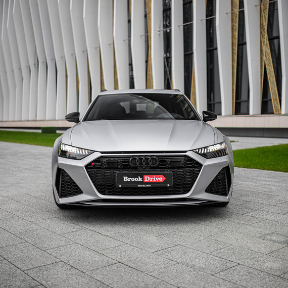 Аренда автомобиля Audi RS6. Фото 7