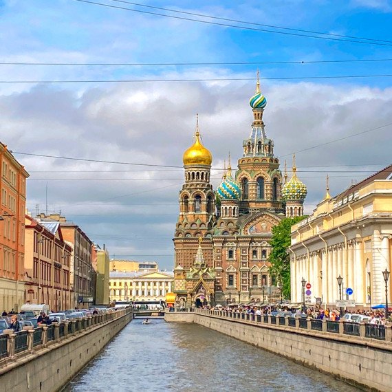 Веселая обзорная экскурсия по Петербургу 2в1 с комиком и гидом - изображение 1