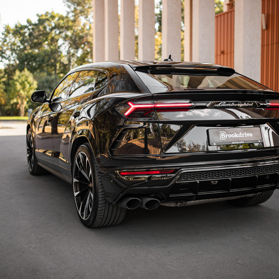 Аренда автомобиля Lamborghini Urus. Фото 7