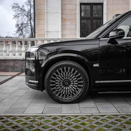 Аренда автомобиля Zeekr 9X Max